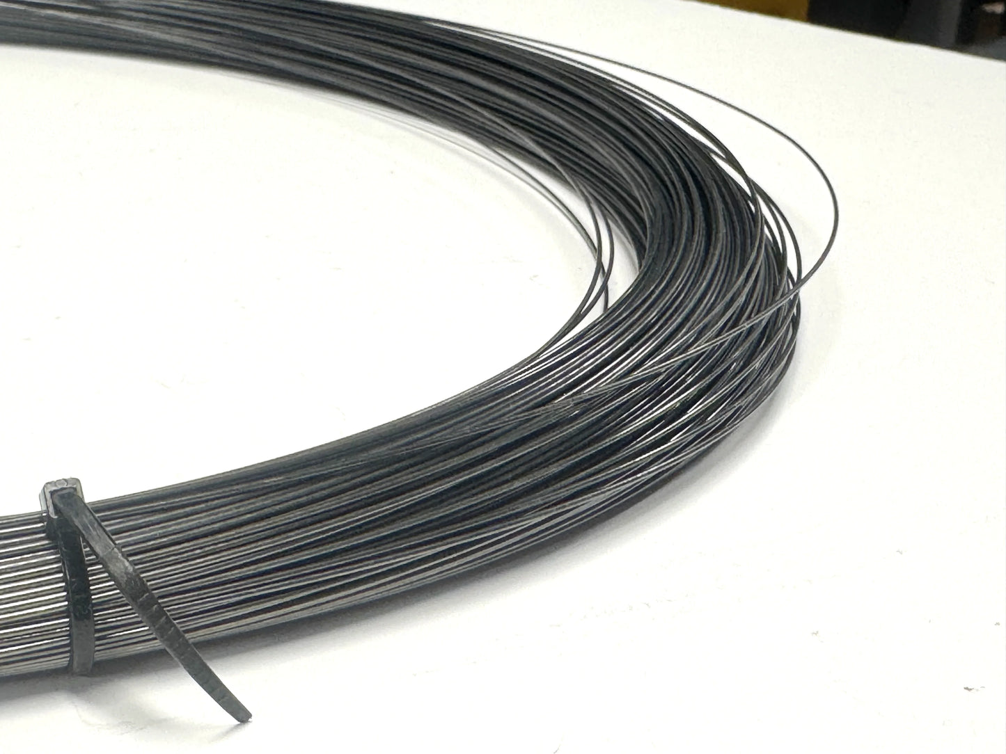 820 Feet of 1mm (0.040") superelastic nitinol wire ASTM F2063 1.25 kg (2.75 Lbs)