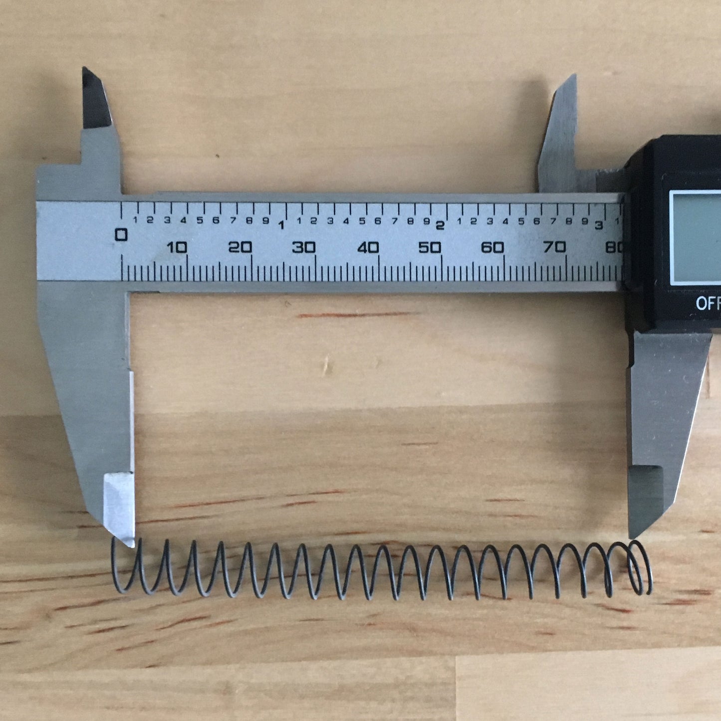 Nitinol 2-Way Memory Coil Spring W0.7 x D9 x C14 x H85 Af 60